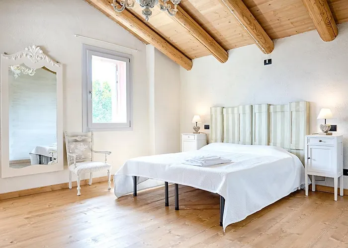 אורחן Acciuga Mm פיאצולה סול ברנטה